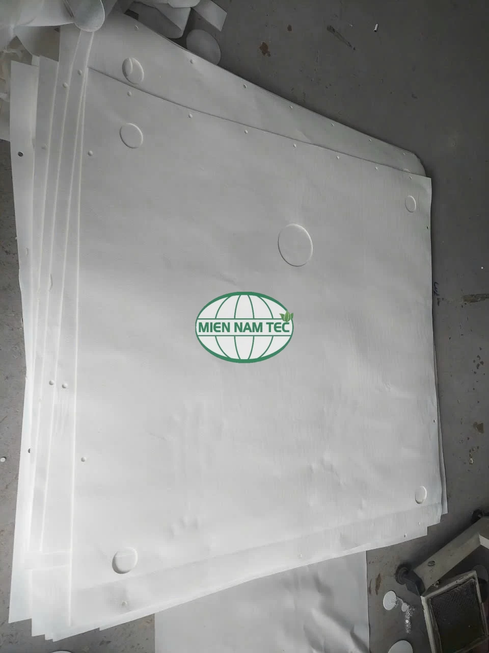 Vải lọc khung bản PE (polyester)