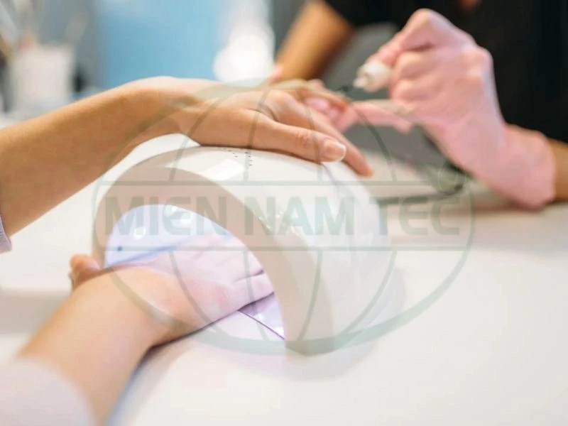 đèn tia cực tím diệt khuẩn có hại không
