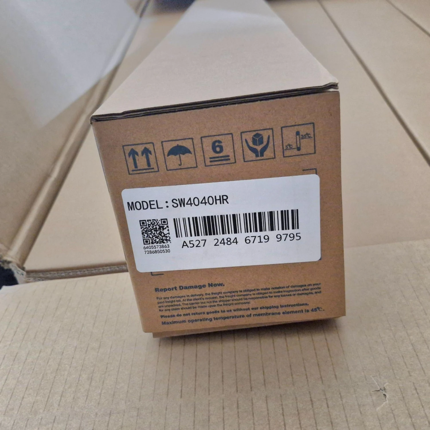 Hộp màng RO SW4040HR chính hãng với tem nhãn, mã vạch và mã QR