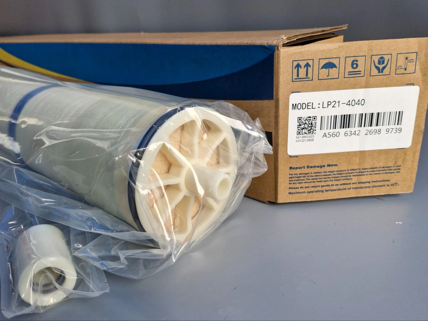 Đặc điểm của màng màng RO LP21-4040