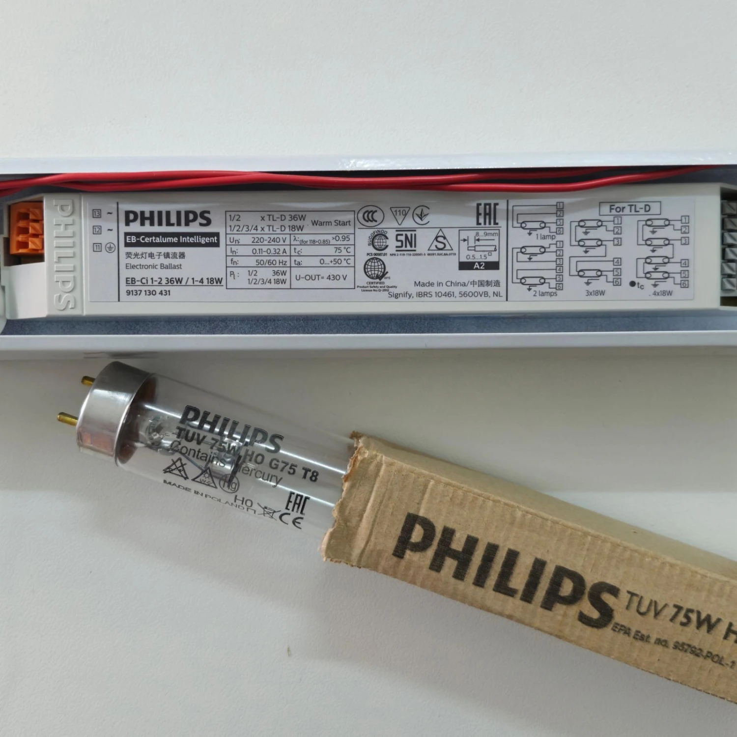 Bộ đèn TUV 75W HO Philips