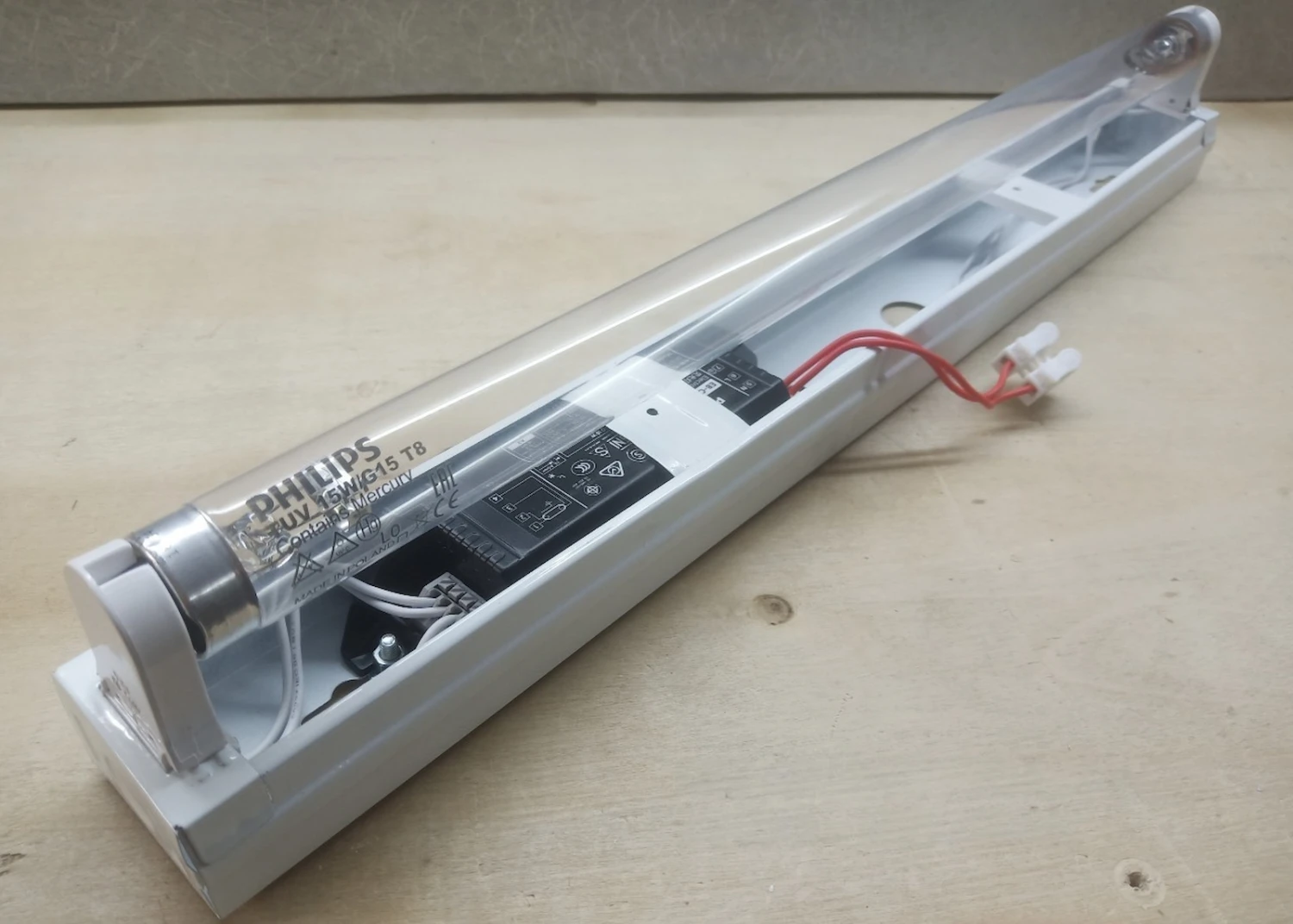 Bộ đèn TUV 15W Philips