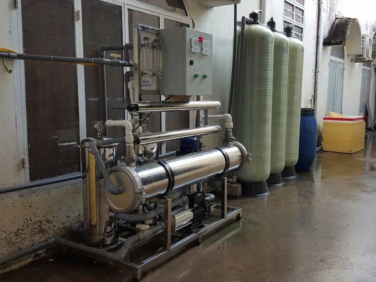 Ứng dụng của vỏ inox 8040 trong hệ thống xử lý nước