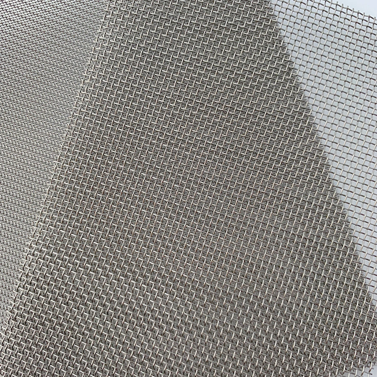 Lưới inox 30 mesh dùng trong công nghiệp