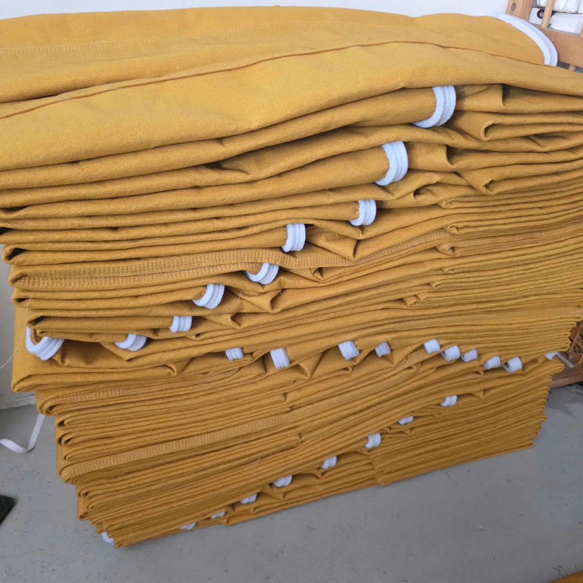 Tại sao nên mua túi lọc bụi P84 tại Công Nghệ Thiết Bị Lọc Miền Nam?