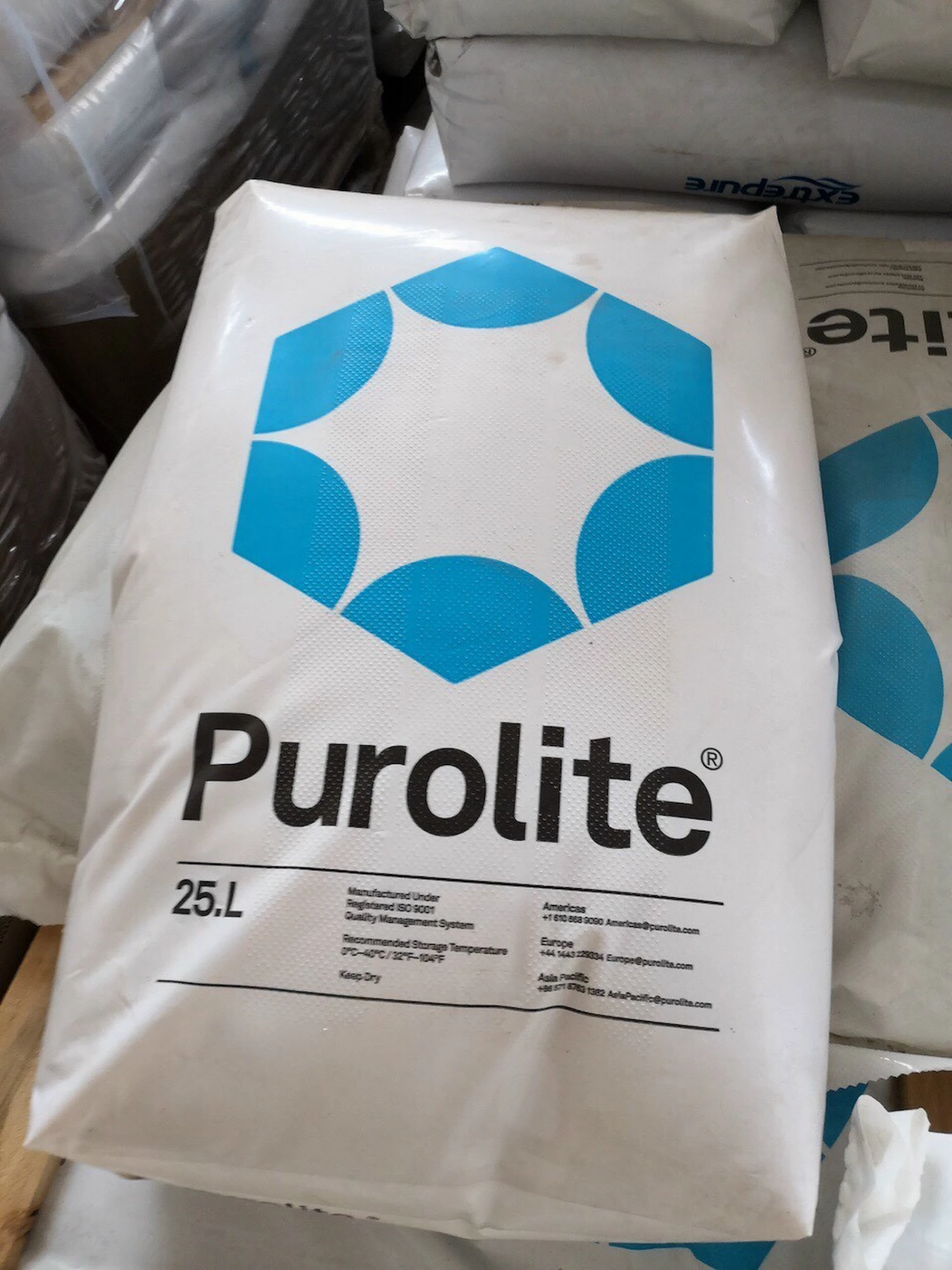 Hạt nhựa C100 Purolite