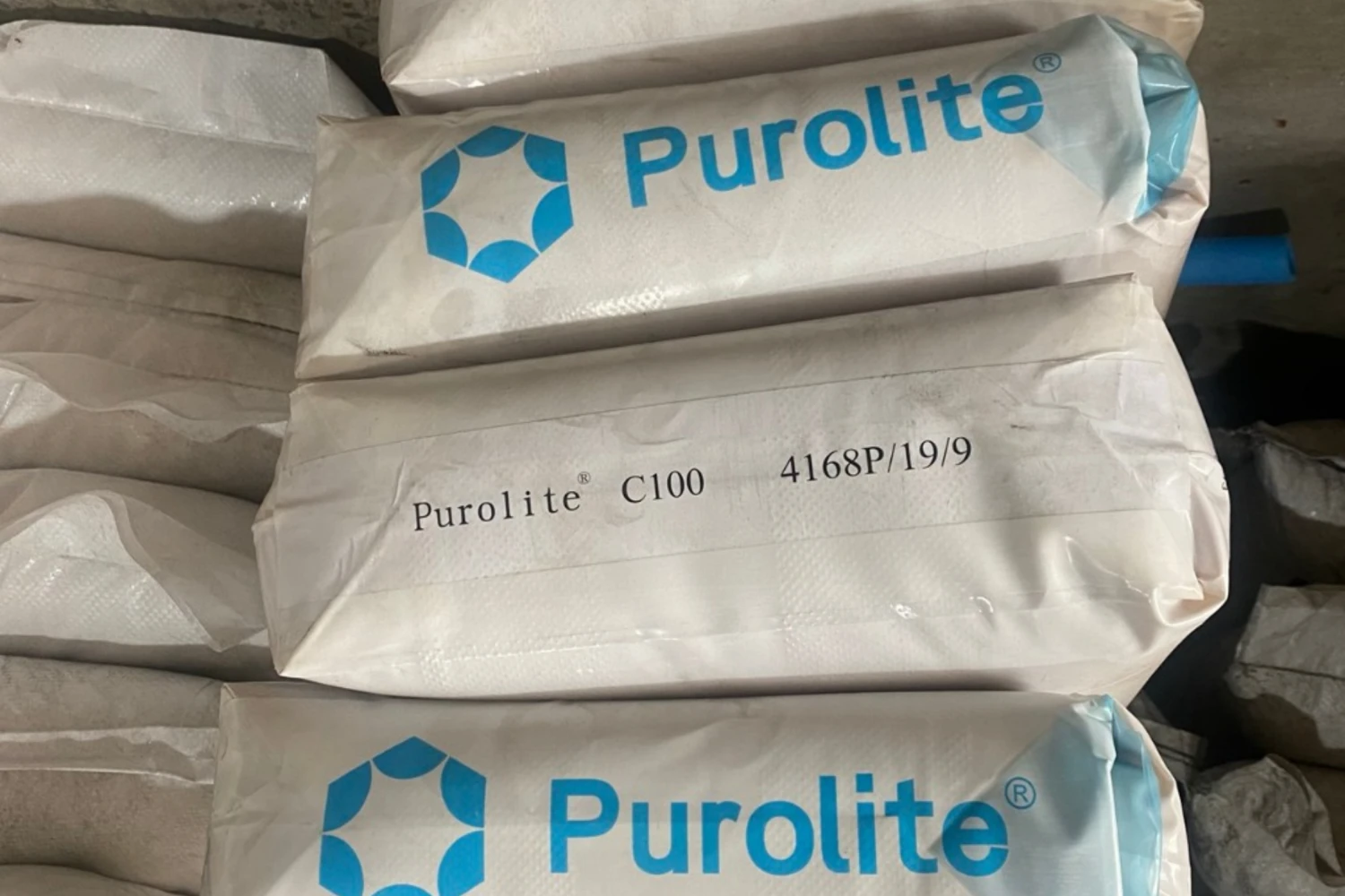 Hạt nhựa C100 Purolite