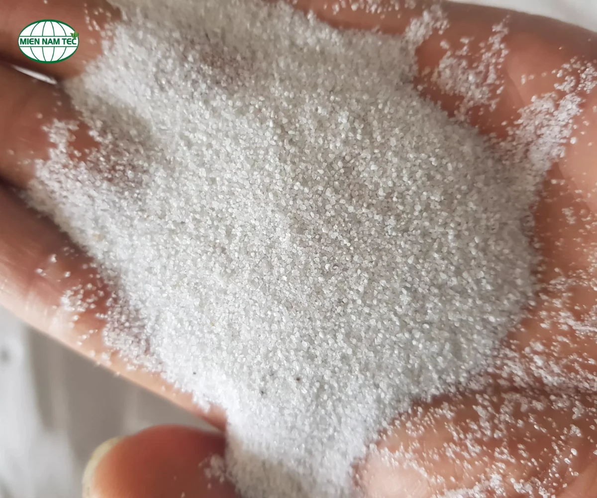 Cát Thạch Anh Trắng: Ưu Điểm, Ứng Dụng & Địa Chỉ Mua Uy Tín