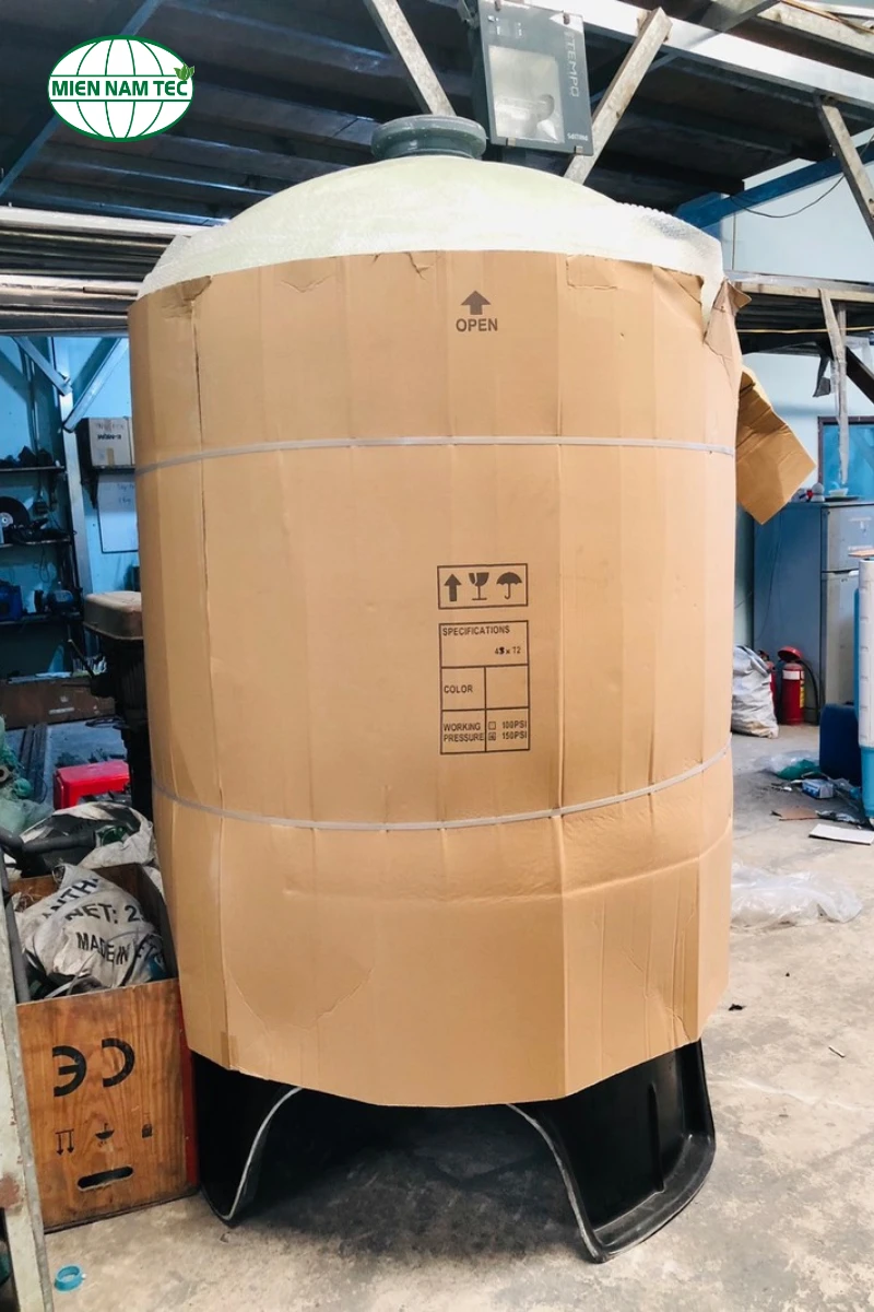 Thông số kỹ thuật cột lọc composite Pentair 4272