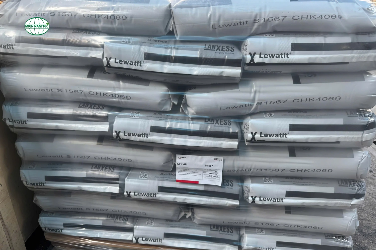 Hạt nhựa Cation LANXESS S1567