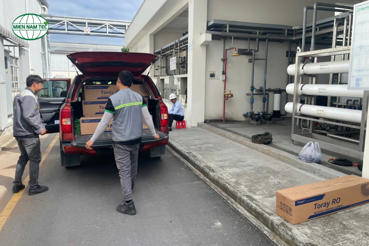 Thi công lắp đặt hệ thống RO