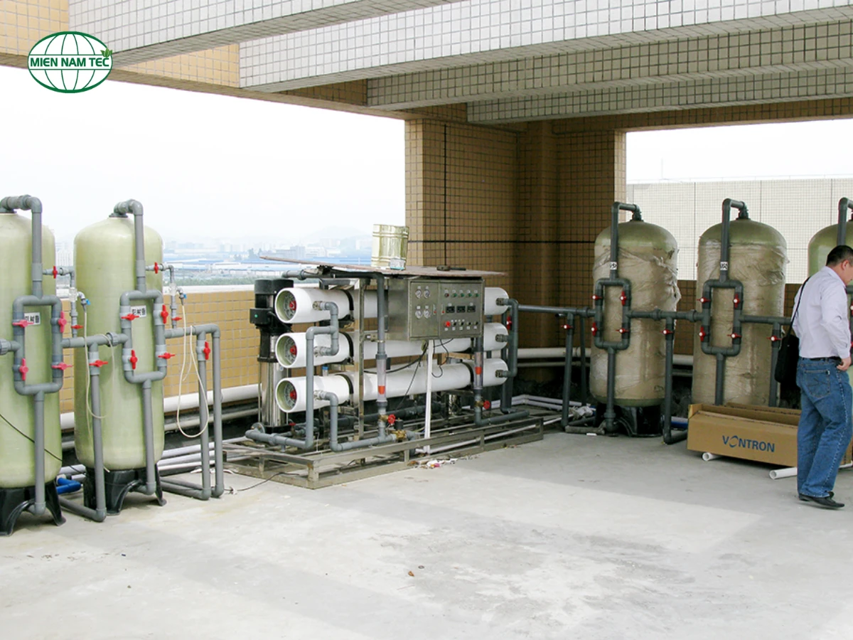 hệ thống nước ro chạy thận