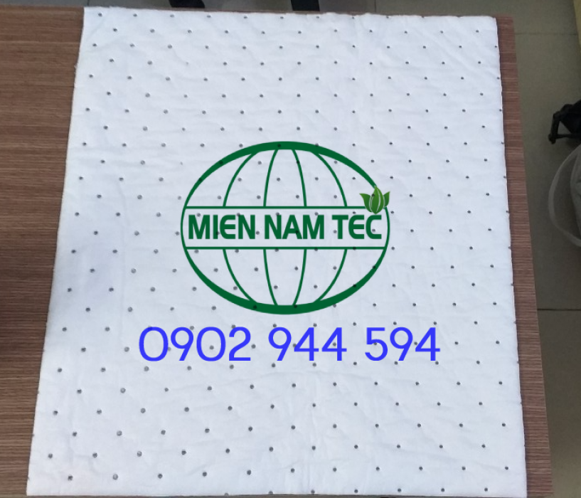 Tấm thấm dầu